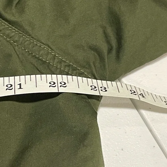 CAbi #5478 Expedition Jacket Sz Large Women’s Army Green Trench  Excellent Condi - Picture 10 of 10